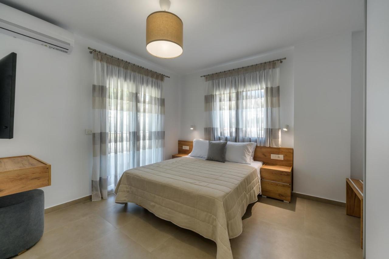 Suites Of Happiness Parga Exterior foto